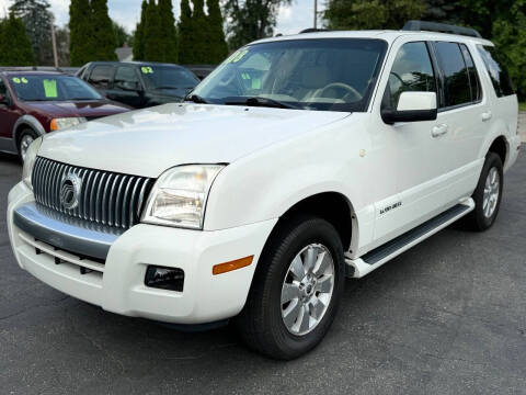 2008 Mercury Mountaineer for sale at Lee's Auto Sales in Garden City MI