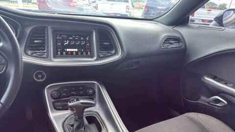 2020 Dodge Challenger SXT
