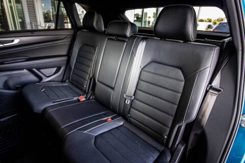 2024 Volkswagen Atlas Cross Sport SEL R-Line 4Motion