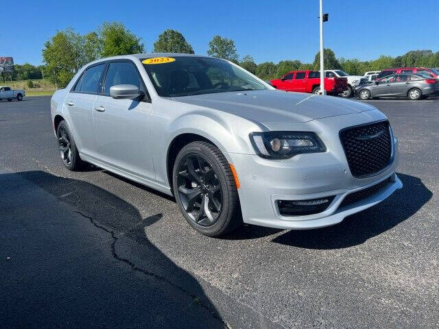 2023 Chrysler 300 Touring L