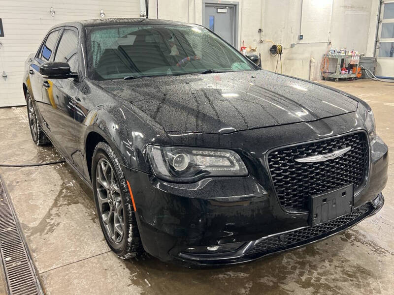 2017 Chrysler 300