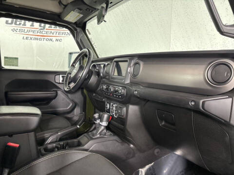 2021 Jeep Gladiator Sport