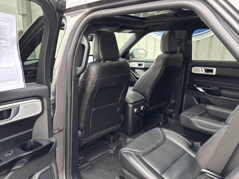 2022 Ford Explorer ST