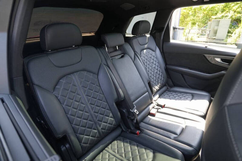 2022 Audi SQ7 4.0T quattro Premium Plus