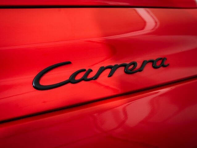 2004 Porsche 911 Carrera 4