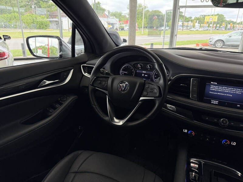 2024 Buick Enclave Essence