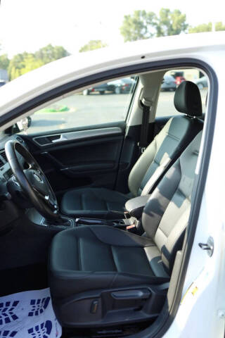 2016 Volkswagen Golf