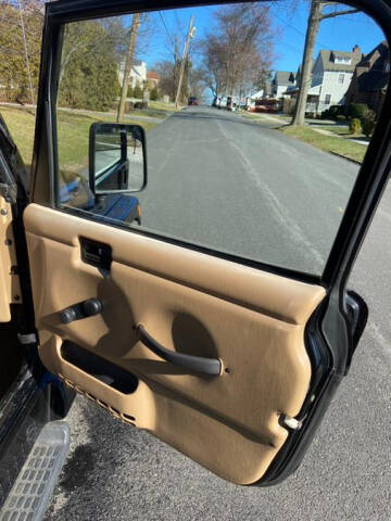 2002 Jeep Wrangler Sahara
