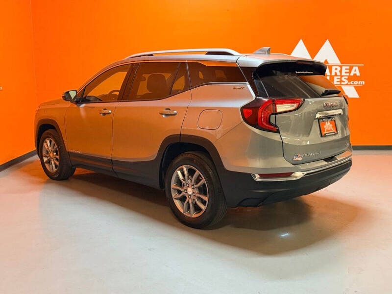 2024 GMC Terrain SLT