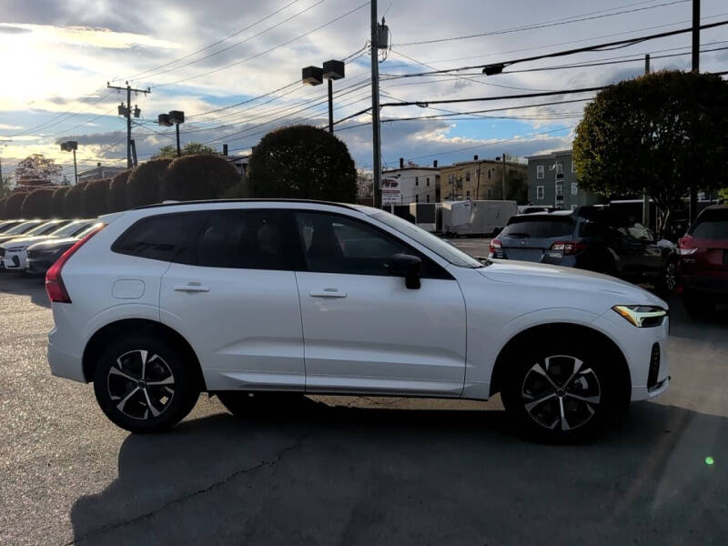 2026 Volvo XC60 B5 Core