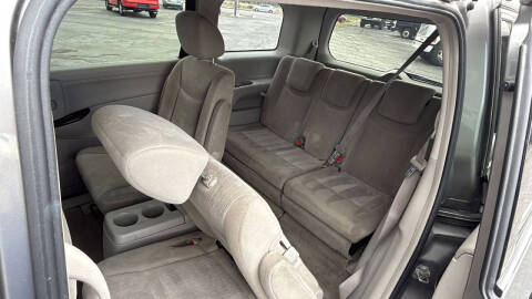 2012 Nissan Quest