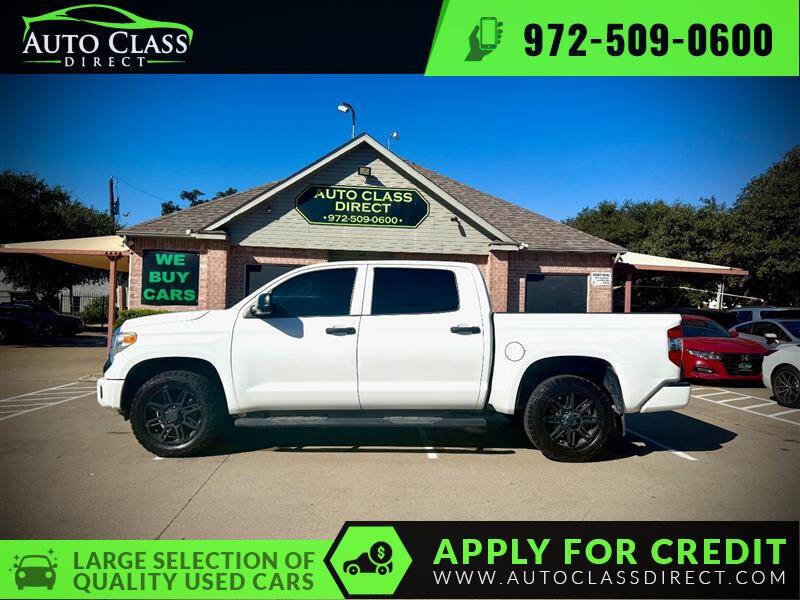 2017 Toyota Tundra SR5's photo