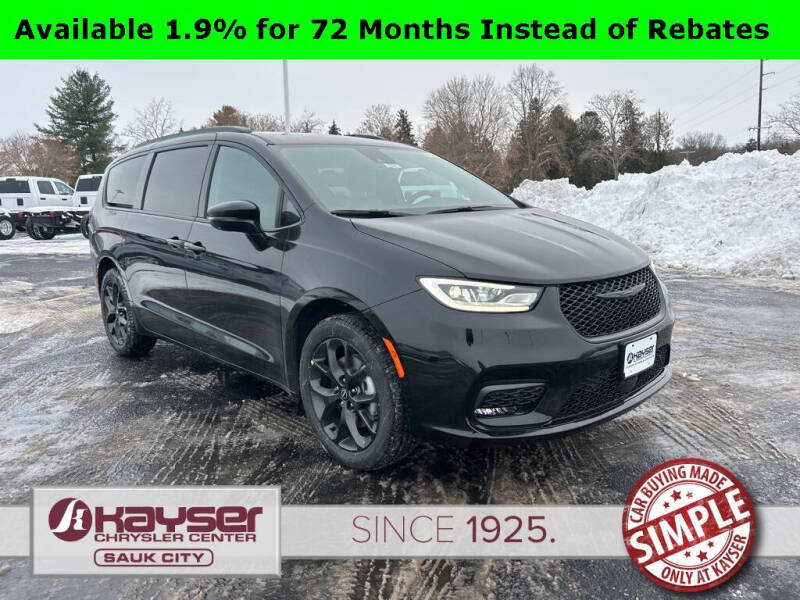 2026 Chrysler Pacifica Select