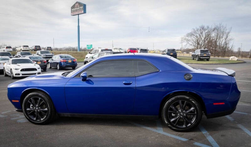 2021 Dodge Challenger SXT