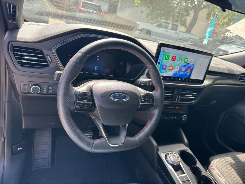 2024 Ford Escape ST-Line