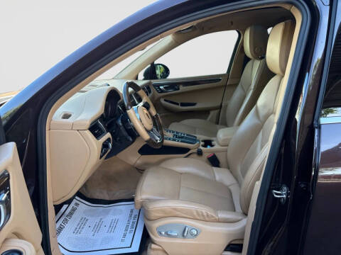 2017 Porsche Macan S