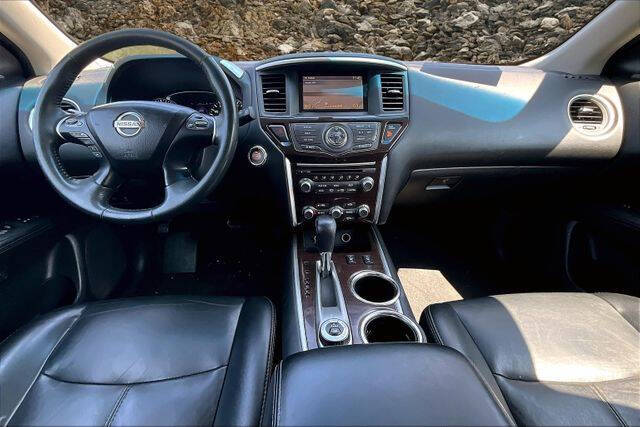 2015 Nissan Pathfinder SL