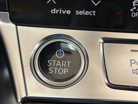 2022 Audi e-tron quattro Premium Plus