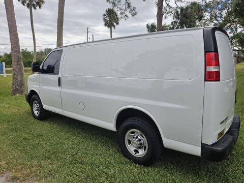 2021 Chevrolet Express 2500