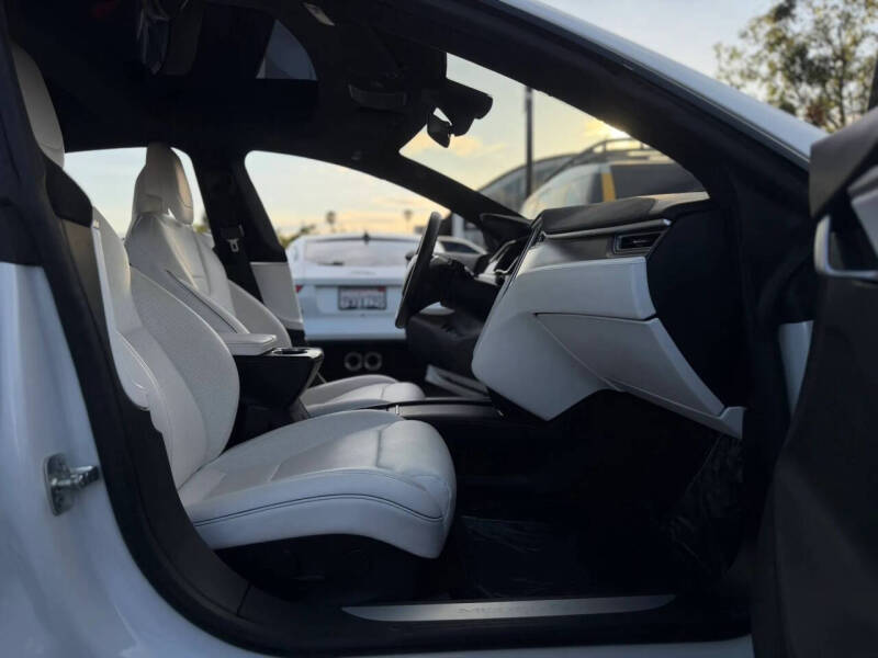2017 Tesla Model S
