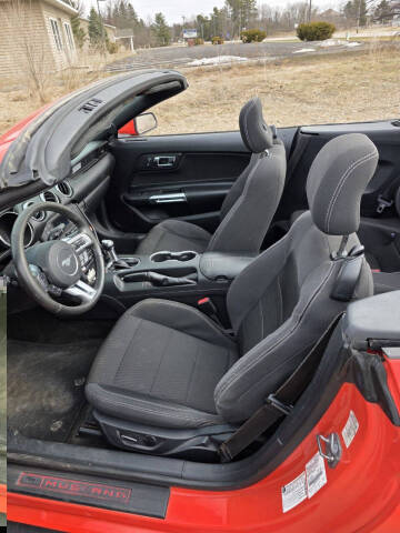 2015 Ford Mustang V6
