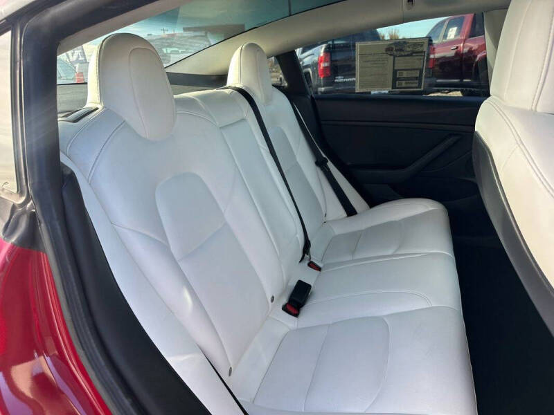 2022 Tesla Model 3 Long Range