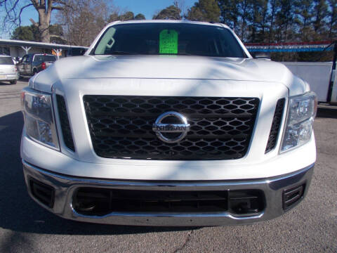 2019 Nissan Titan SV