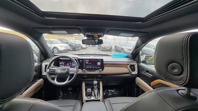 2024 GMC Canyon Denali