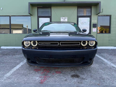 2019 Dodge Challenger SXT