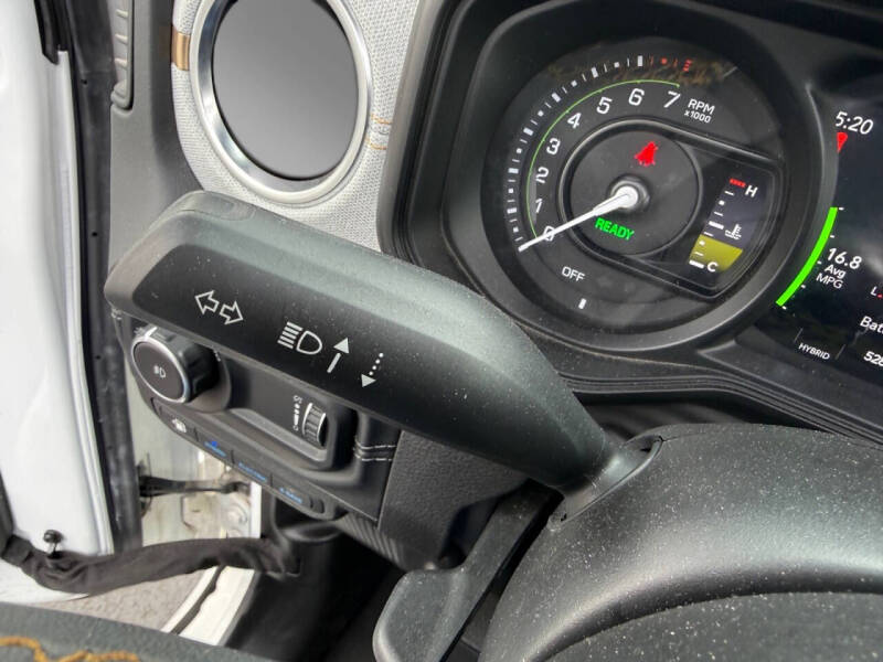 2024 Jeep Wrangler Sahara 4xe