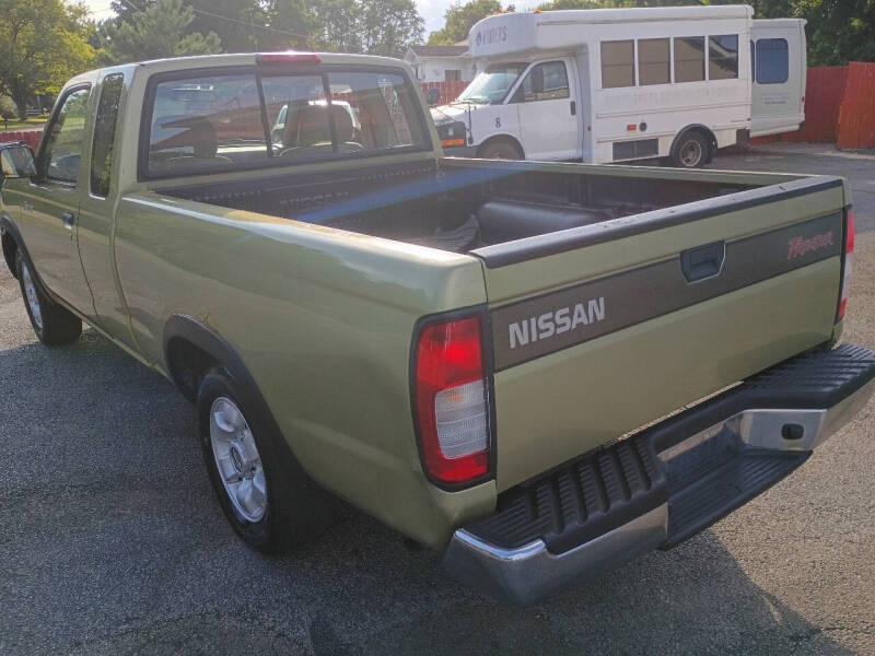 1998 Nissan Frontier XE