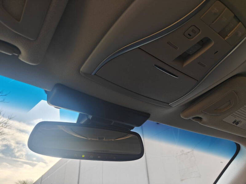 2016 Infiniti Q70L 3.7