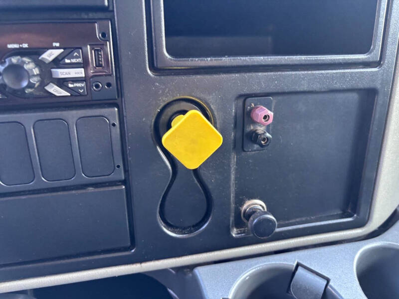 2017 International DuraStar 4300