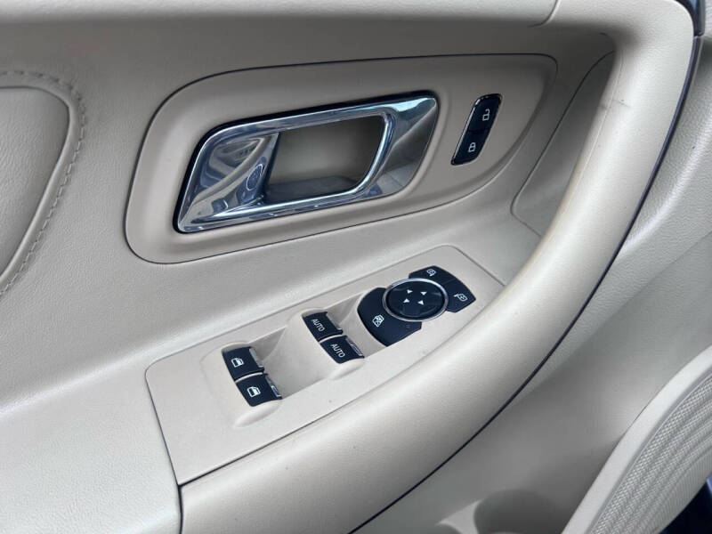 2013 Ford Taurus Limited