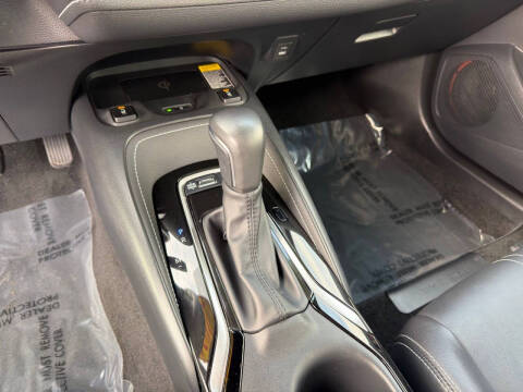 2025 Toyota Corolla Hatchback XSE