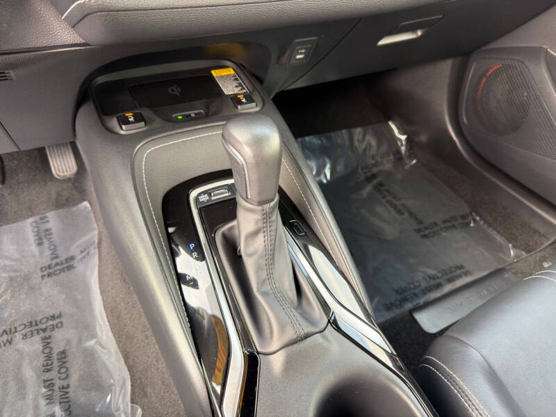 2025 Toyota Corolla Hatchback XSE