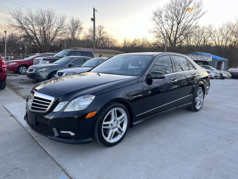 2011 Mercedes-Benz E-Class for sale at Dutch and Dillon Car Sales in Lee's Summit MO