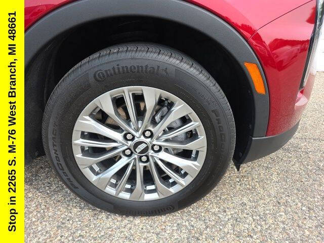 2024 Cadillac XT4 Premium Luxury