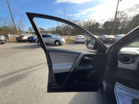 2017 Toyota RAV4 XLE