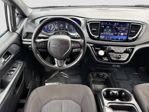 2021 Chrysler Pacifica Touring