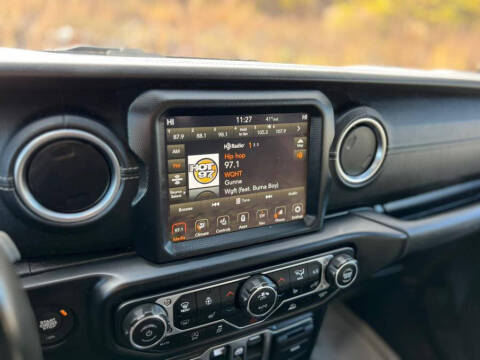 2022 Jeep Gladiator Overland