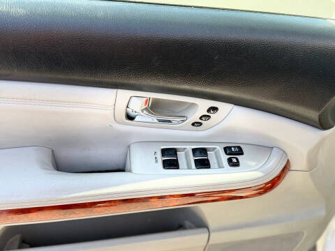 2005 Lexus RX 330