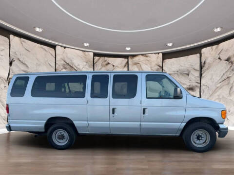 2006 Ford E-Series E-350 SD XLT