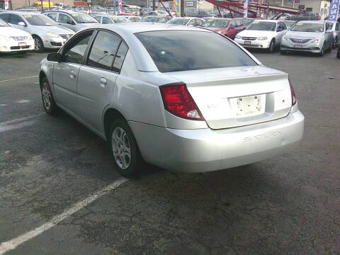 2004 Saturn Ion 2