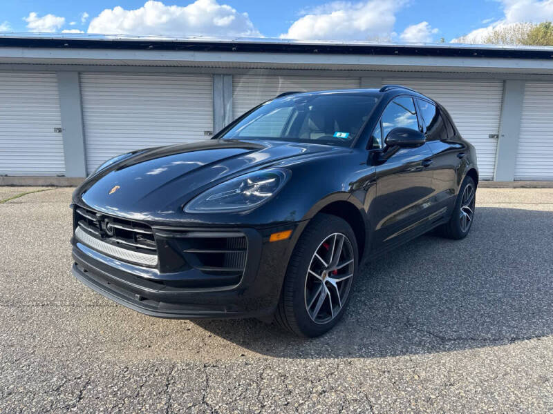 2025 Porsche Macan S