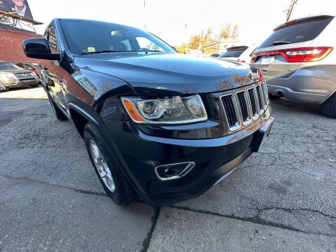2016 Jeep Grand Cherokee Laredo