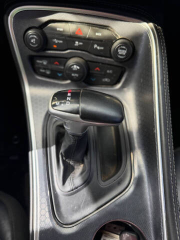 2015 Dodge Challenger R/T Plus