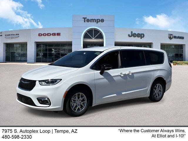 2026 Chrysler Pacifica Select