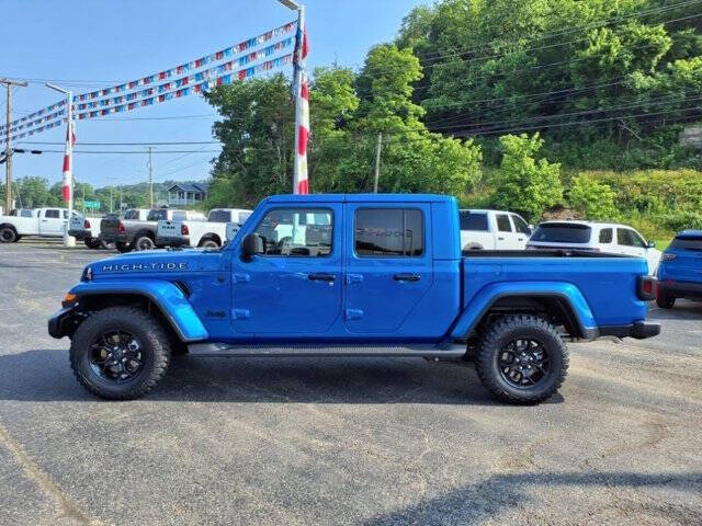2025 Jeep Gladiator High Tide