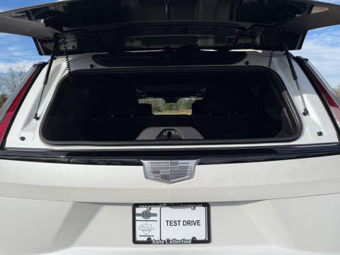 2023 Cadillac Escalade ESV Sport Platinum